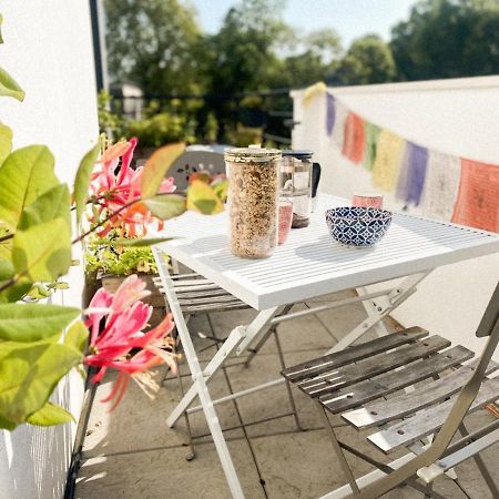 L'Olympique: Appartement Cosy, Vue Canal Grande Terrasse Et Parking Vaires-sur-Marne Exterior photo